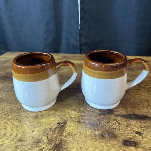 Vintage Ceramic Stoneware Coffee Mugs Made In Taiwan Lot of 2 Brown and White - Picture 4 of 11